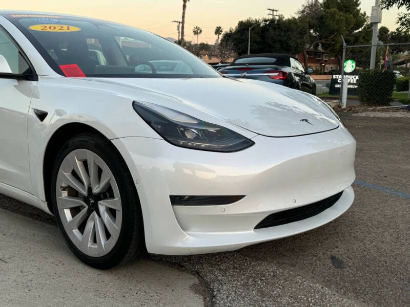 2021 Tesla Model 3 Standard Range Plus