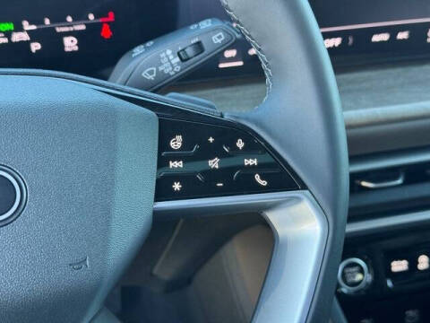 2025 Audi Q5 quattro Premium TFSI