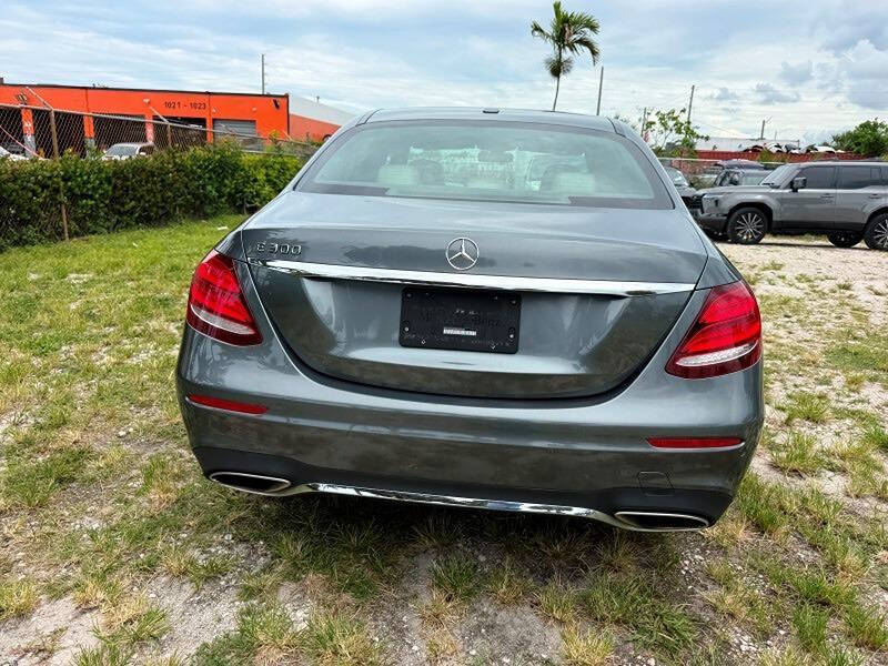 2017 Mercedes-Benz E-Class E 300