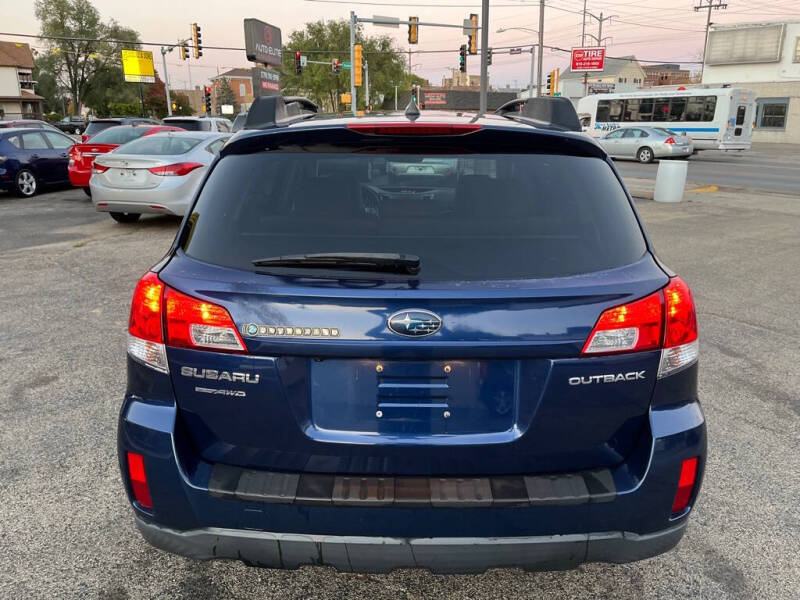 2011 Subaru Outback I Limited photo 4