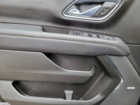 2023 GMC Yukon XL AT4