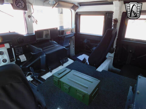 2008 AM General Hummer