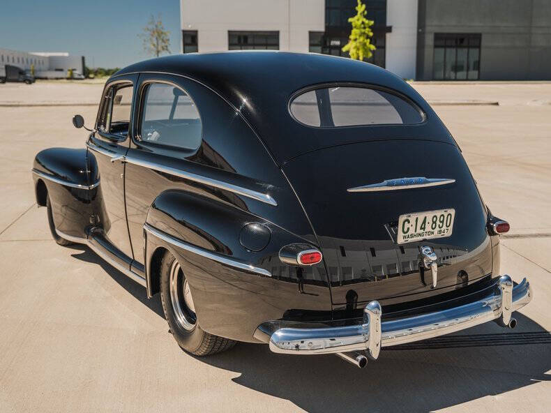 1947 Ford Super Deluxe
