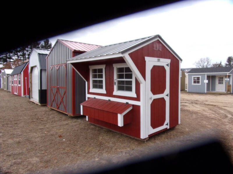  6 x 8 chicken coop for sale at Extra Sharp Autos in Montello WI