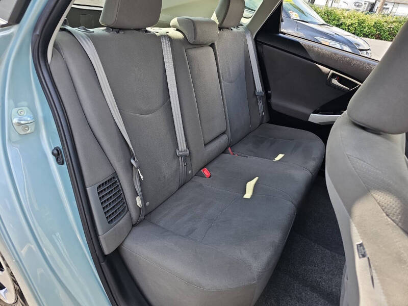 2013 Toyota Prius Two