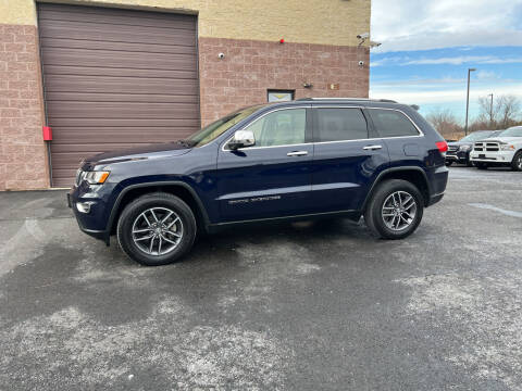 2018 Jeep Grand Cherokee for sale at CarNu  Sales in Warminster PA