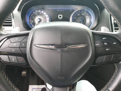 2017 Chrysler 300