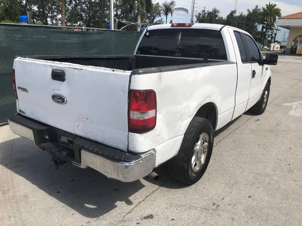 2005 FORD F-150 Pickup - $7,500