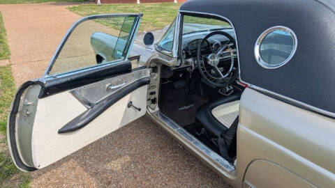 1956 Ford Thunderbird