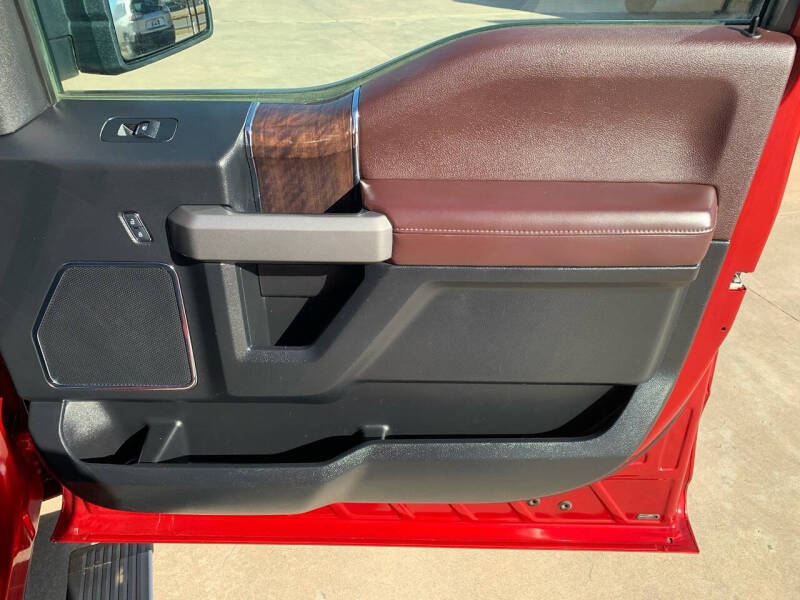 2017 Ford F-150 Platinum