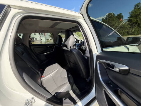 2015 Volvo XC60 T5 Drive-E Premier