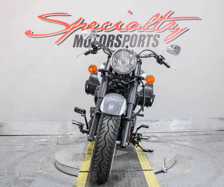 2021 Kawasaki Vulcan 900 Classic