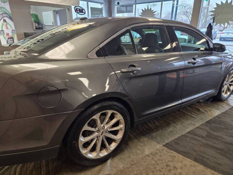 2016 Ford Taurus Limited