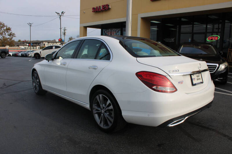 2016 Mercedes-Benz C-Class