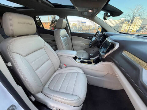 2018 GMC Acadia Denali