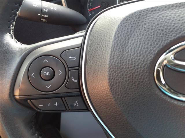 2022 Toyota Corolla Hatchback SE