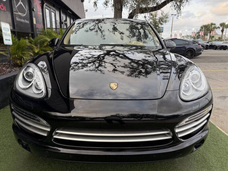 2014 Porsche Cayenne Platinum