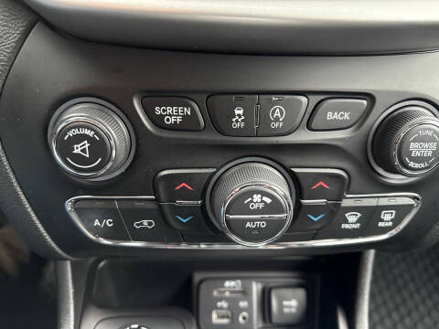 2017 Jeep Cherokee Trailhawk