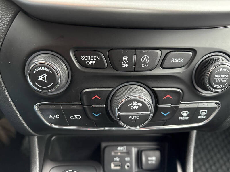 2017 Jeep Cherokee Trailhawk