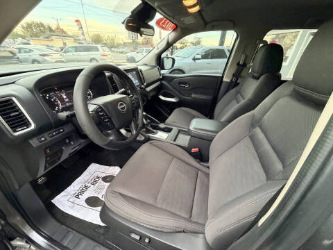 2023 Nissan Frontier SV