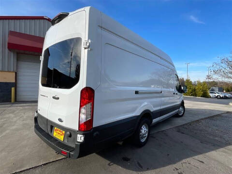 2022 Ford Transit 250