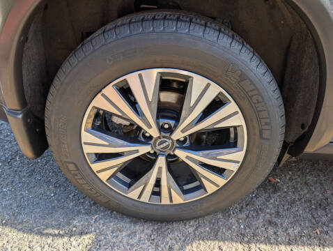 2022 Nissan Rogue SV