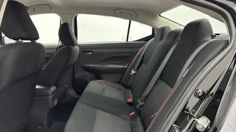 2025 Nissan Versa SR