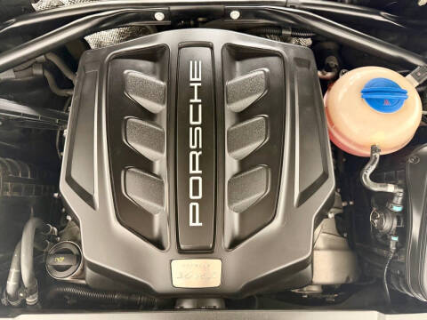 2016 Porsche Macan S