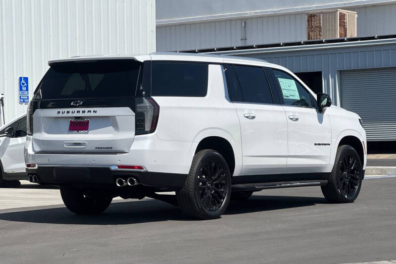 2025 Chevrolet Suburban Premier