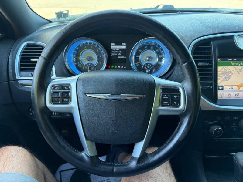 2011 Chrysler 300 Limited