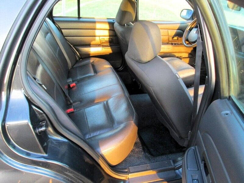 2010 Ford Crown Victoria