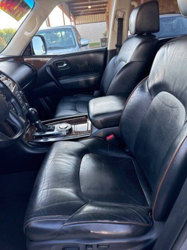 2017 Nissan Armada Platinum