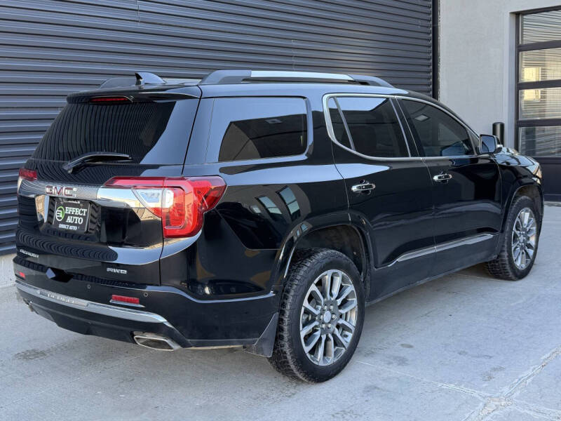 2020 GMC Acadia Denali