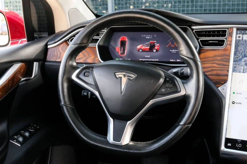 2017 Tesla Model X 75D