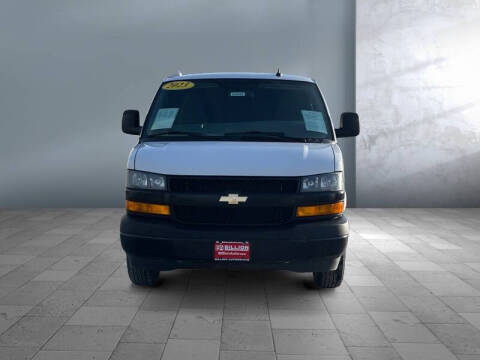 2023 Chevrolet Express 2500