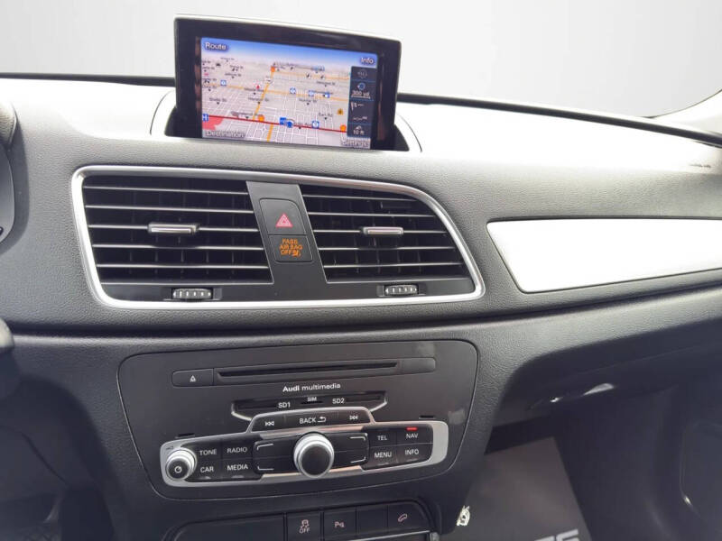 2015 Audi Q3 2.0T Prestige