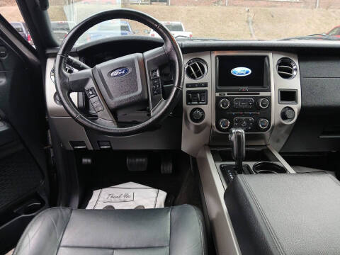 2017 Ford Expedition EL XLT