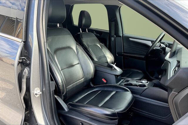 2023 Ford Escape Platinum