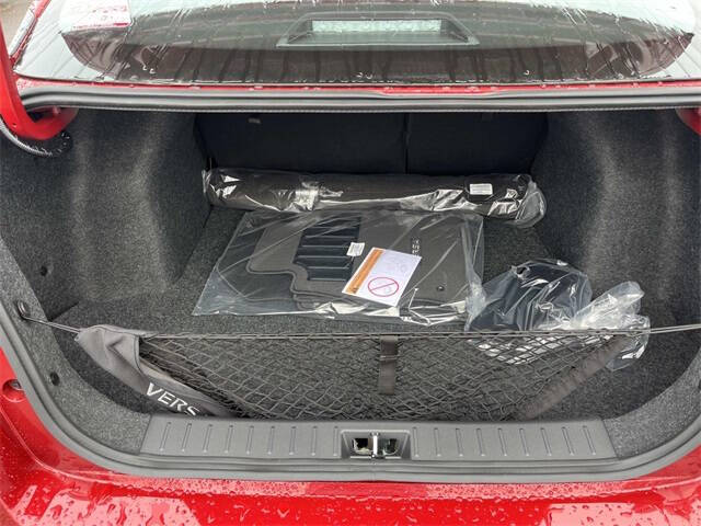 2025 Nissan Versa SV