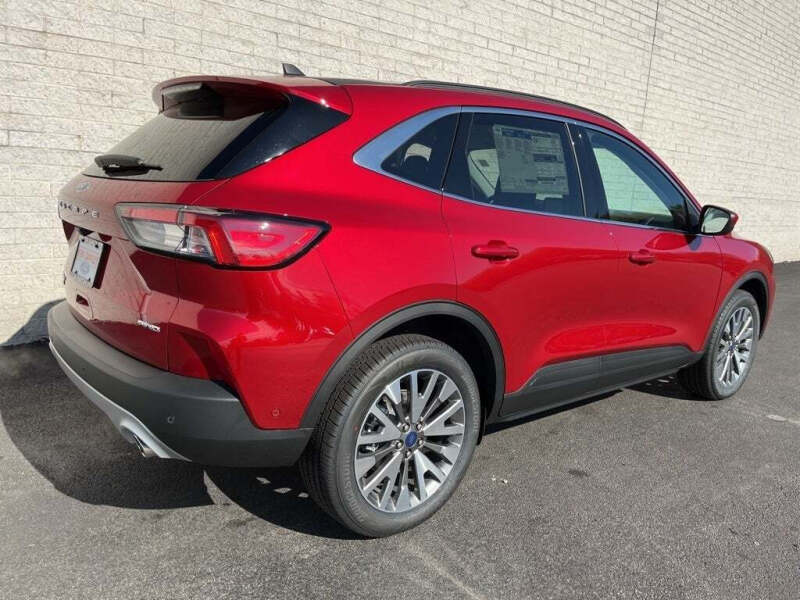 2021 Ford Escape Titanium