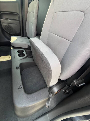 2022 GMC Canyon Elevation Standard