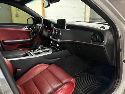 2019 Kia Stinger GT2