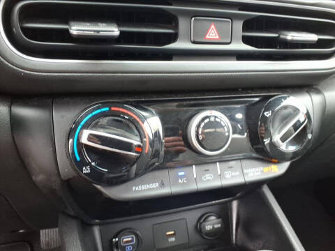 2022 Hyundai Kona SE