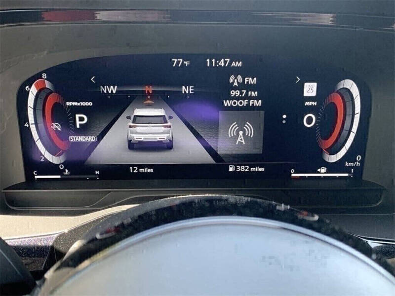 2025 Nissan Pathfinder Platinum