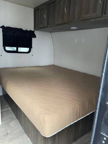 2021 Chinook RV Dream 178RD