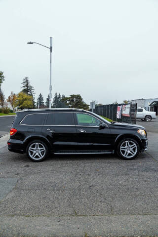 2015 Mercedes-Benz GL-Class GL 550 4MATIC