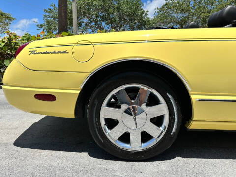 2002 Ford Thunderbird Deluxe