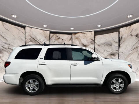 2012 Toyota Sequoia SR5