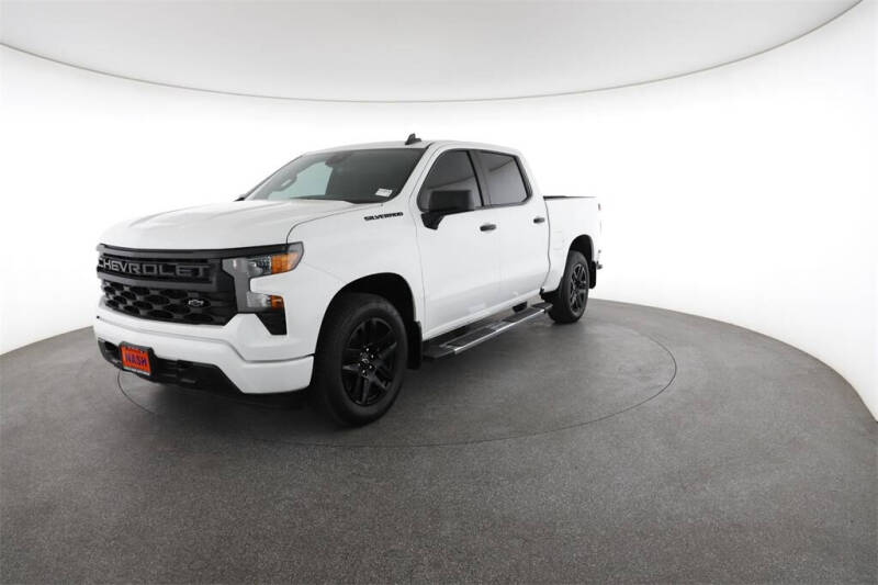 2024 Chevrolet Silverado 1500 Custom