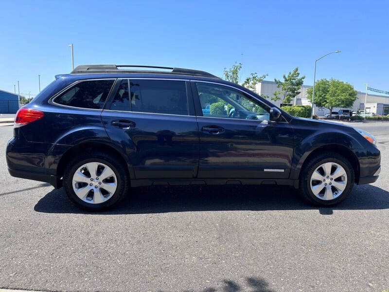2012 Subaru Outback 2.5i Premium